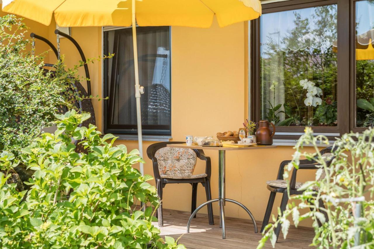 Appartement Bett Und Fruehstueck Bei Gertrud *